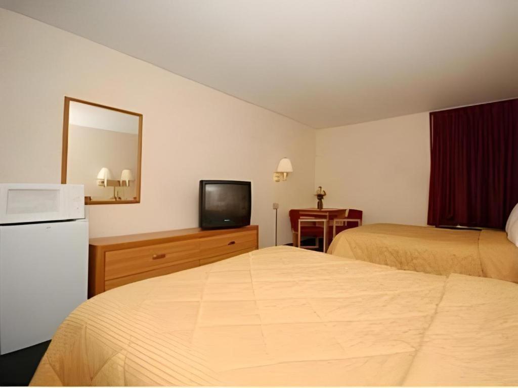 Quality Inn Waynesburg Dış mekan fotoğraf